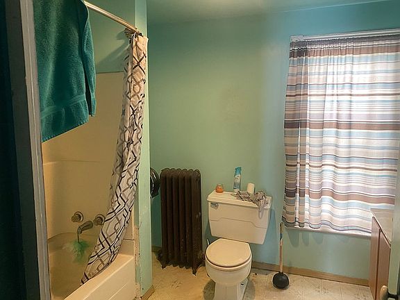 4th image of 6382 Belle Ave