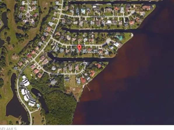 1845 Marina Cir, North Fort Myers, FL 33903