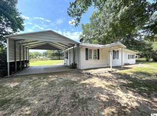 390 Duchesne Ln, Columbia, LA 71418