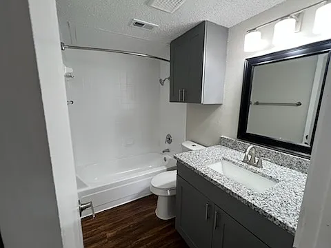 Amber Creek Apartments — Photo 15
