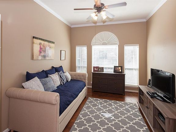 2nd image of 8014 Cross Trail Dr