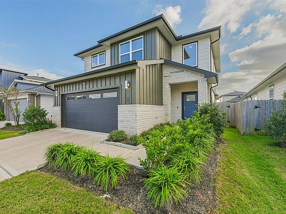2nd image of 3016 Maughan Heights Trl