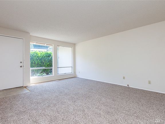 5th image of 14243 112th Pl NE