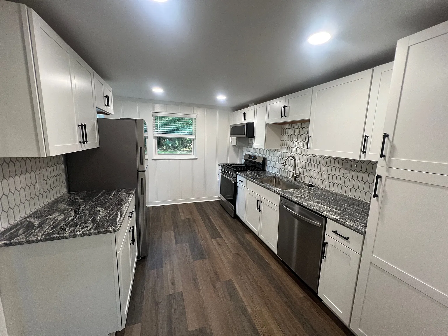 2 bed, 1178 sqft, $1,600 — Photo 4