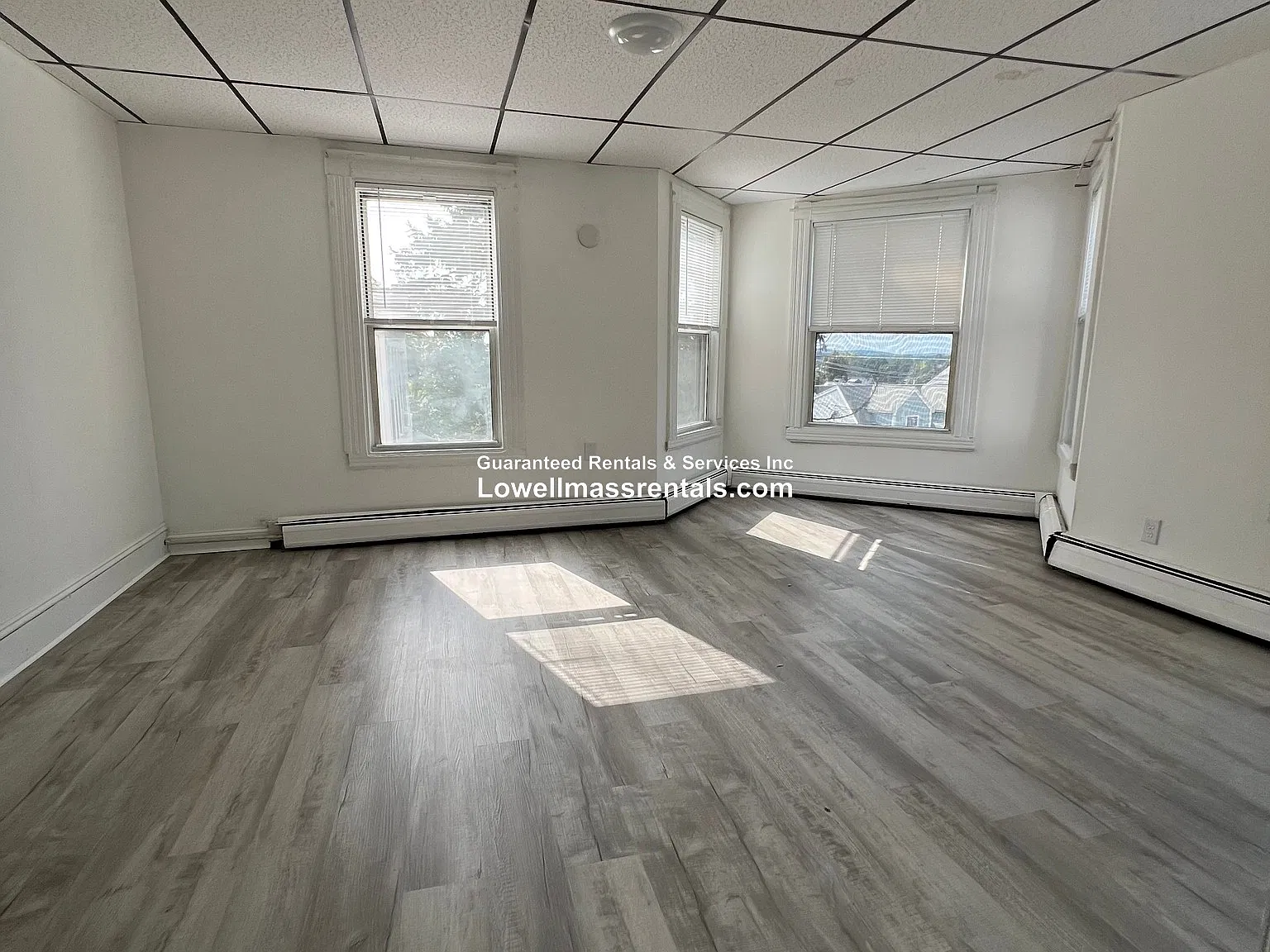 2 bed, 1.0 bath, 1350 sqft, $2,000 — Photo 1