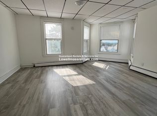 25 12th St #2, Lowell, MA 01850