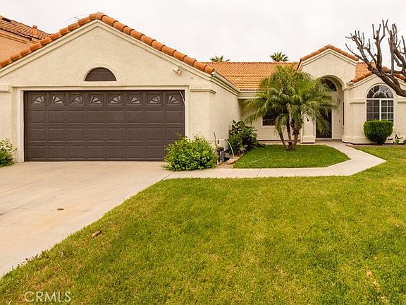 2nd image of 2292 Tiger Lilly Way