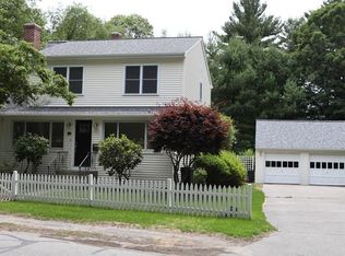 32 Lamson Rd, Barrington, RI 02806