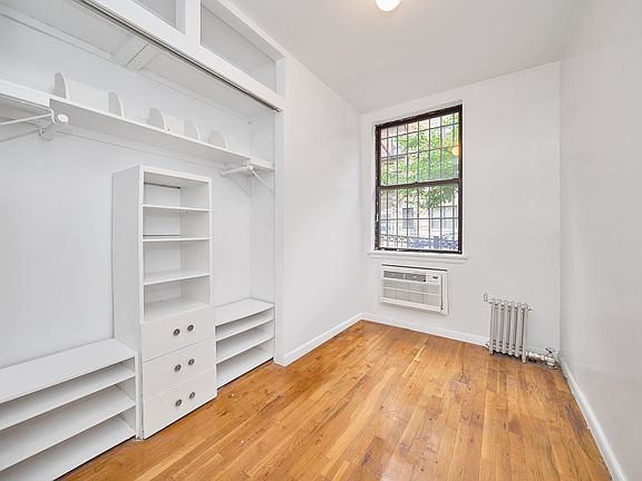 5th image of 66 W 109th St APT 1B