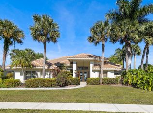 2054 Henley Pl, Wellington, FL 33414