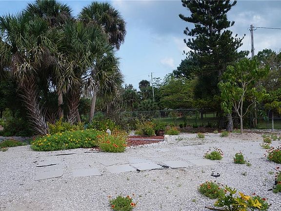 4th image of 7224 Kreamers Dr