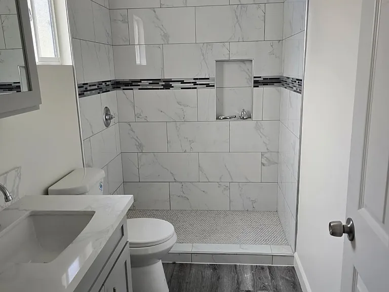 9608 Van Ruiten St — Photo 2