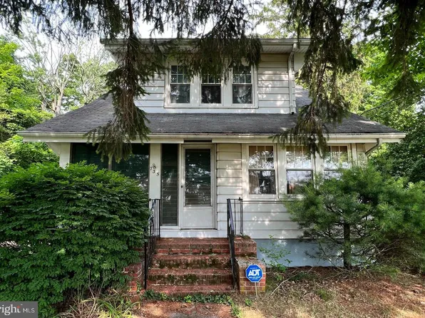 735 S Spring Rd, Vineland, NJ 08361