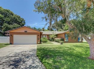 3940 42nd St S, Saint Petersburg, FL 33711