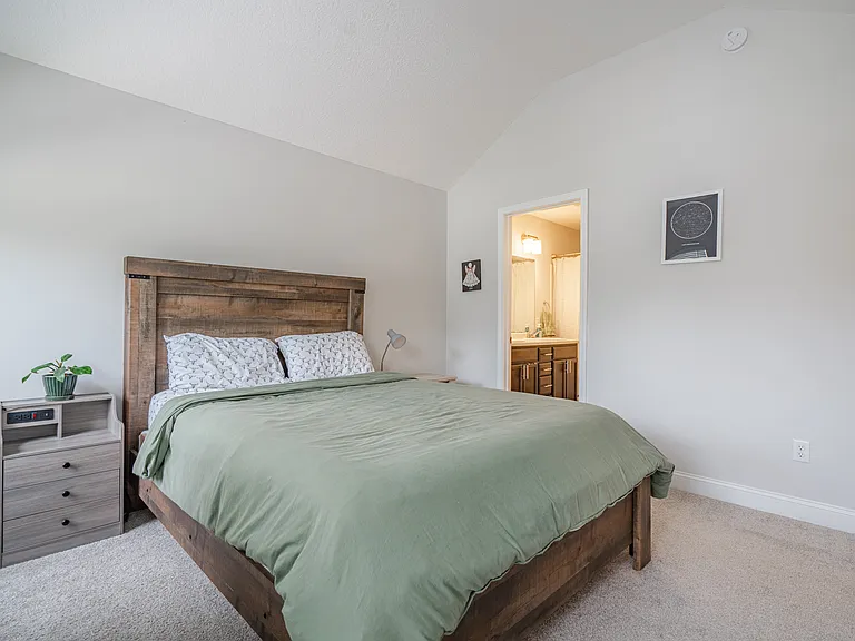 890 Grayson Ave — Photo 30