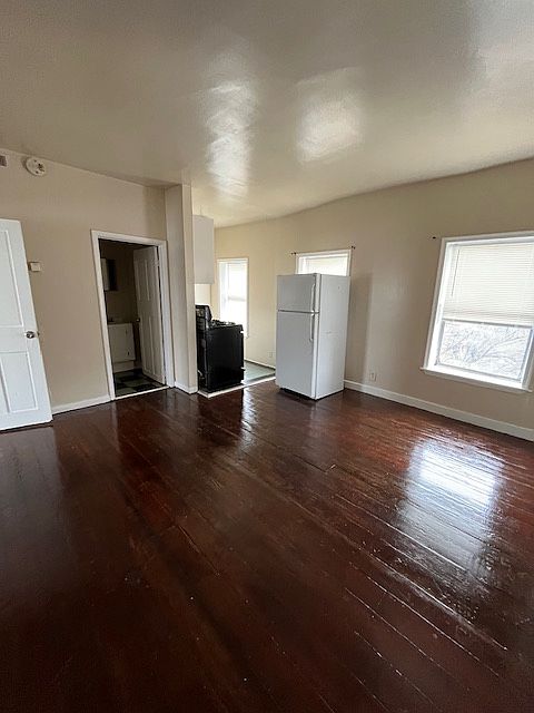 1st image of 219 S Broadway #223-3