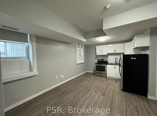205 Gerrard St E #1, Toronto, ON M5A 2E7