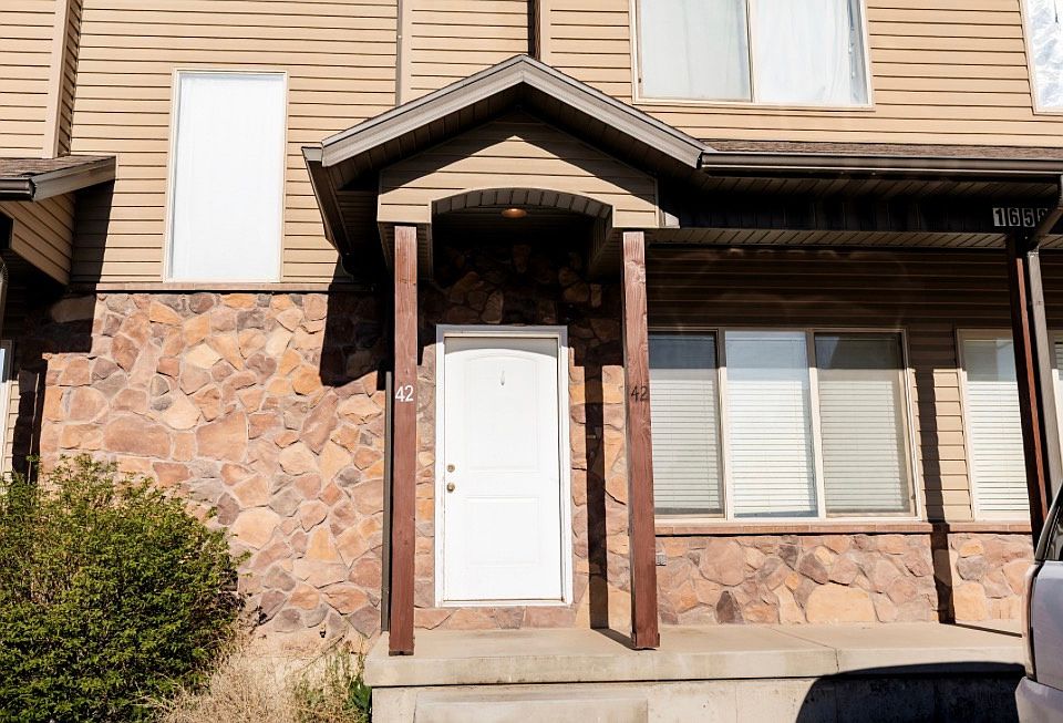 1st image of 1658 W 300 S APT 42