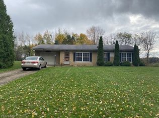 1222 Wingfoot Lake Rd, Mogadore, OH 44260