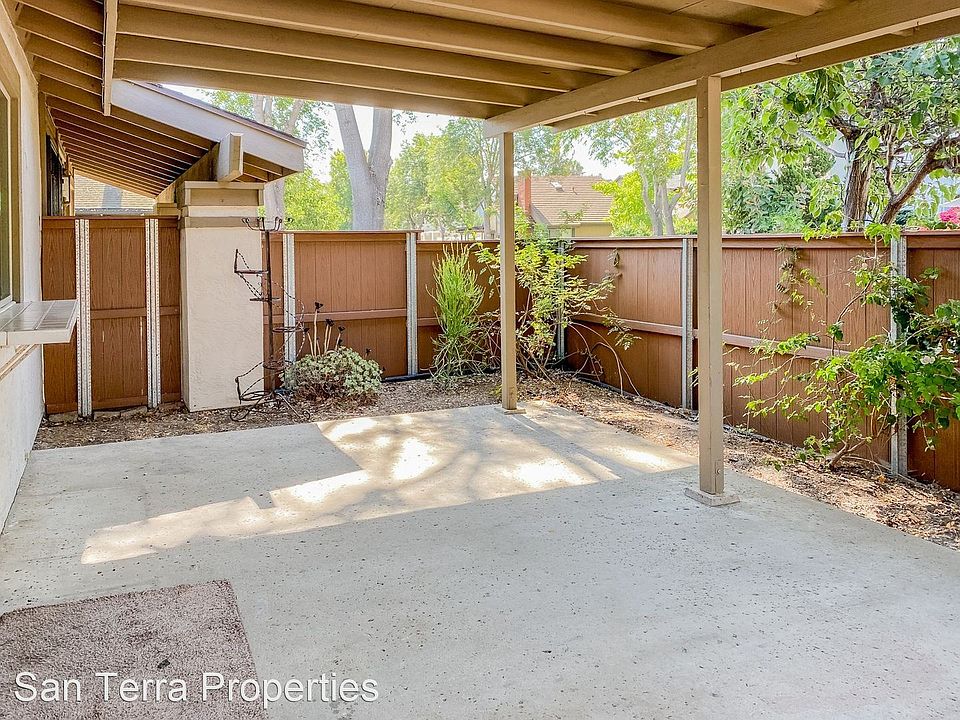 1st image of 10744 Escobar Dr
