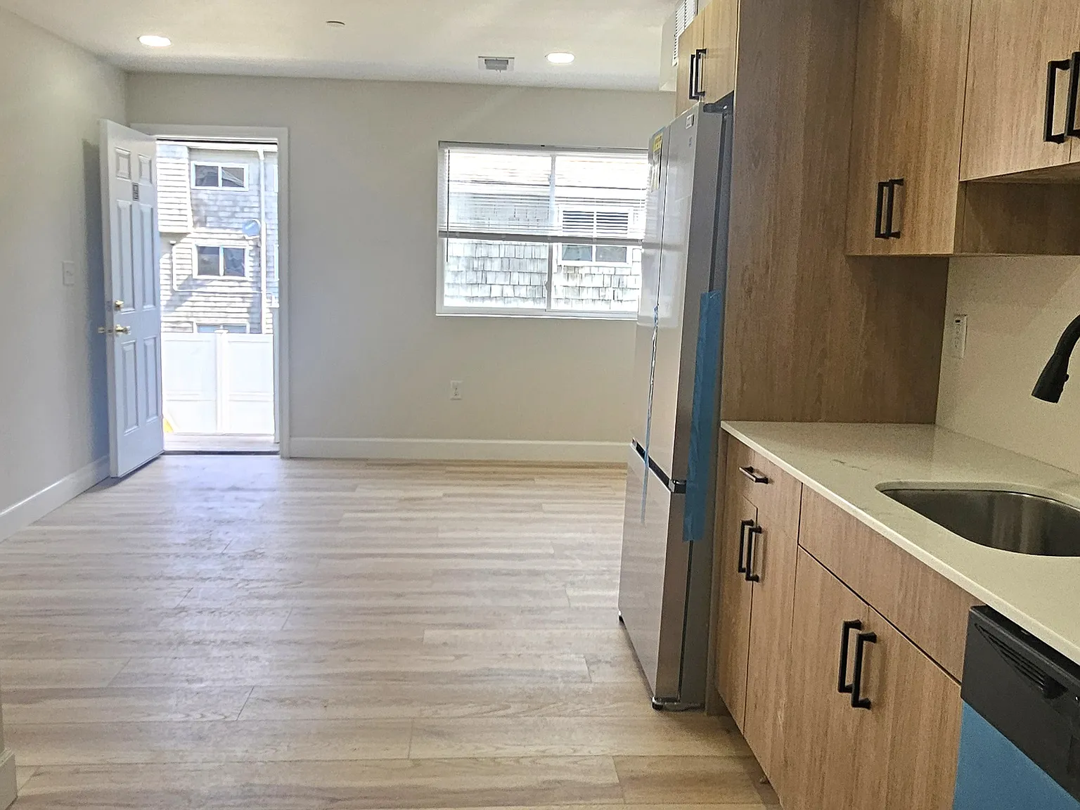 3 bed, 1.5 bath, $2,175 — Photo 4