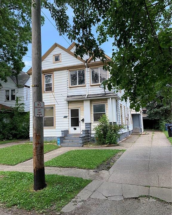 1st image of 6821 Claasen Ave