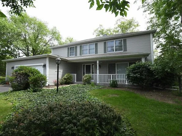 1817 Charnbrook Dr, Johnsburg, IL 60051