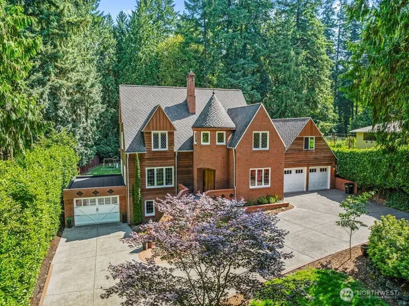 2608 Cascade Way, Longview, WA 98632