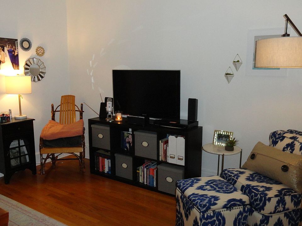 1st image of 3455 41st St APT 2R