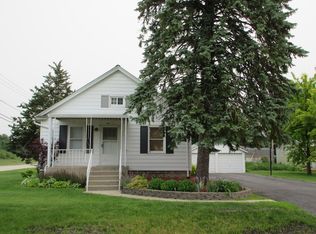 2443 Grape St, Joliet, IL 60435