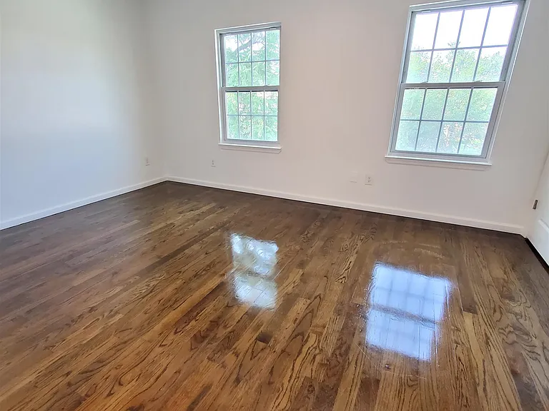10 Mechanic St #2 — Photo 9