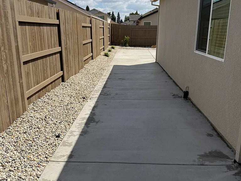 2704 Contour Way — Photo 14