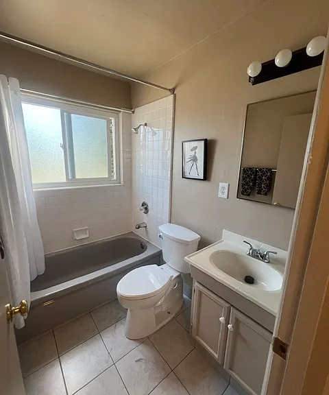 1891 Laguna St #3 — Photo 7