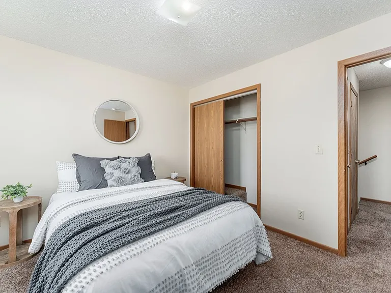 Eastpointe Townhomes — Photo 12
