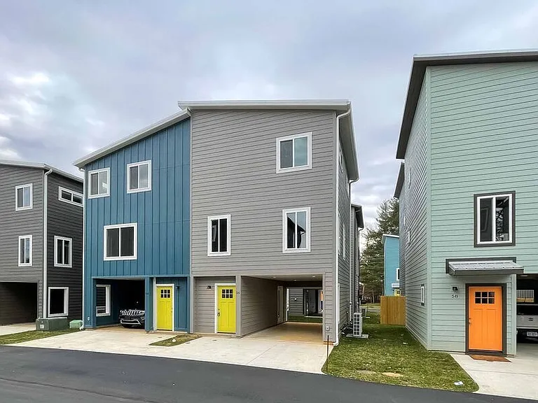 56 W Cascade St — Photo 1