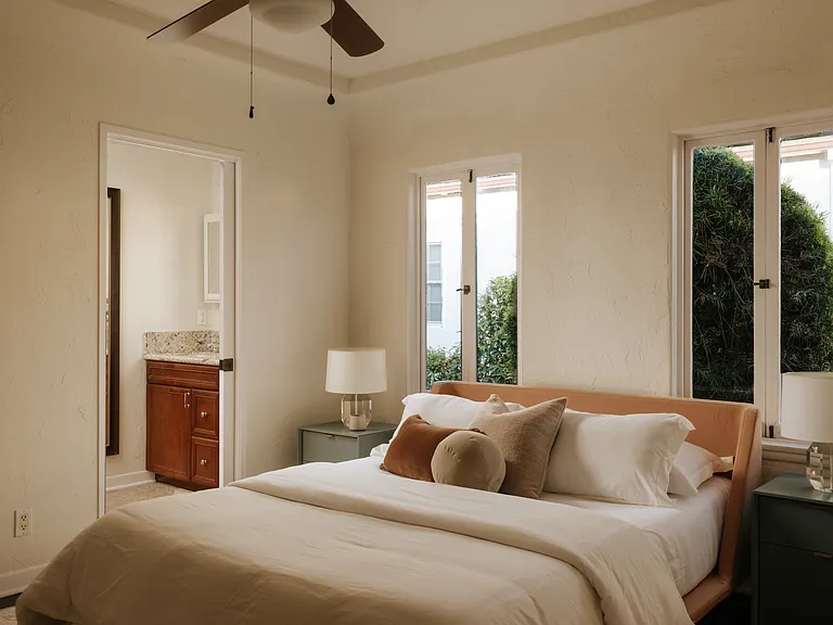 6532 Commodore Sloat Dr — Photo 5