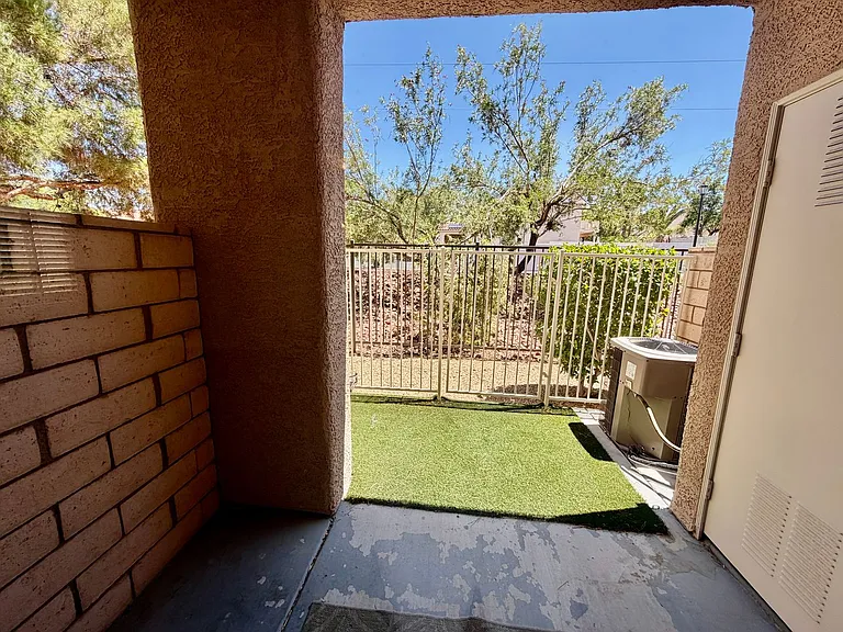 251 S Green Valley Pkwy #4011 — Photo 32