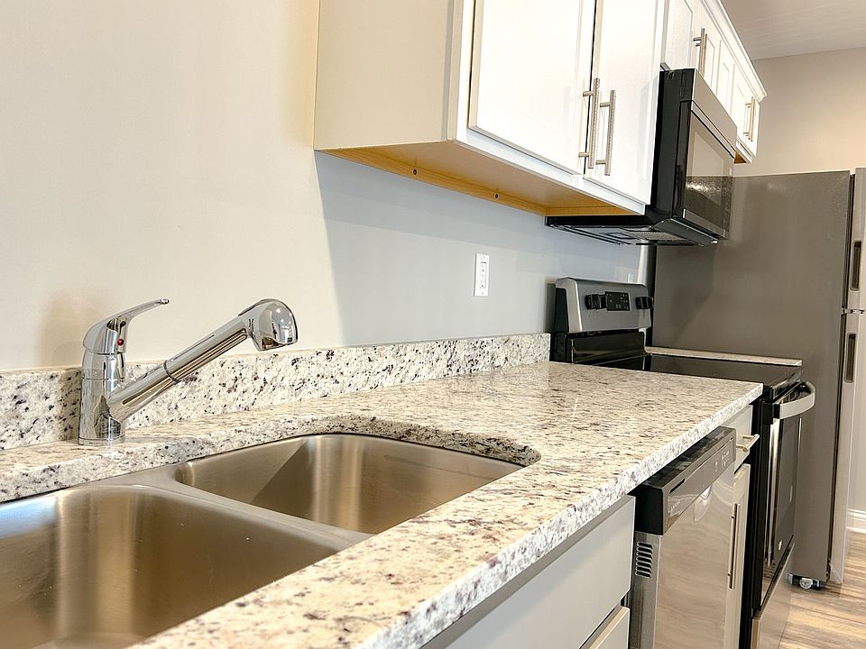 1st image of 145 Home Ct #5
