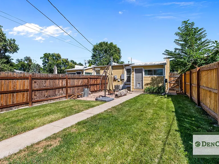 2403 S Bannock St — Photo 19
