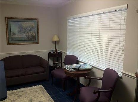 3rd image of 3907 N Boulevard