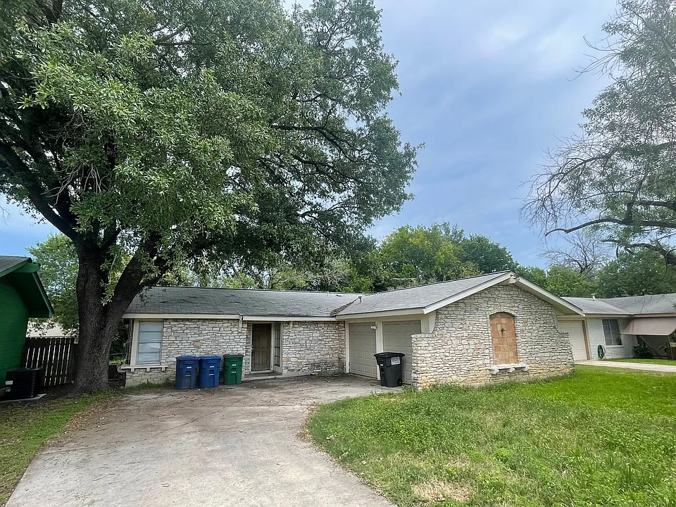 4715 Casa Oro St