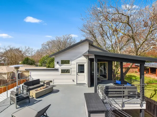 906 Brentwood St #2, Austin, TX 78757
