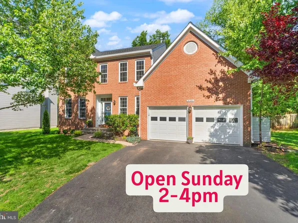 21244 Bullrush Pl, Sterling, VA 20164