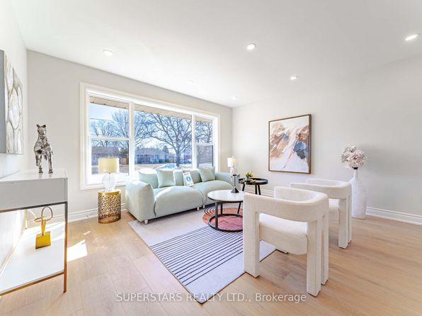 474 Fernhill Blvd, Oshawa, ON L1J 5J7