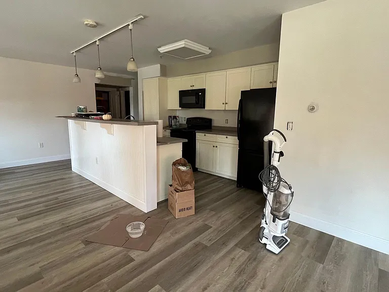 5 Shapleigh Rd #205 — Photo 25
