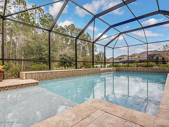 3rd image of 808 Stelling Ct