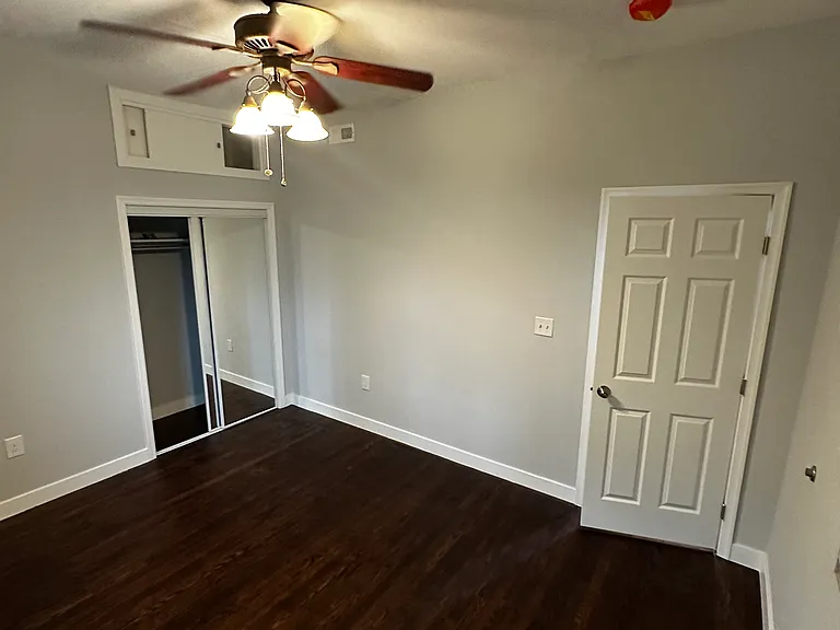 5207 Annapolis Rd — Photo 3