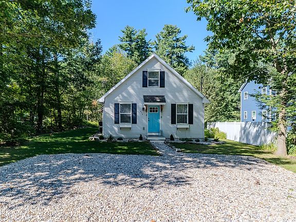 2nd image of 454 Pine Rd