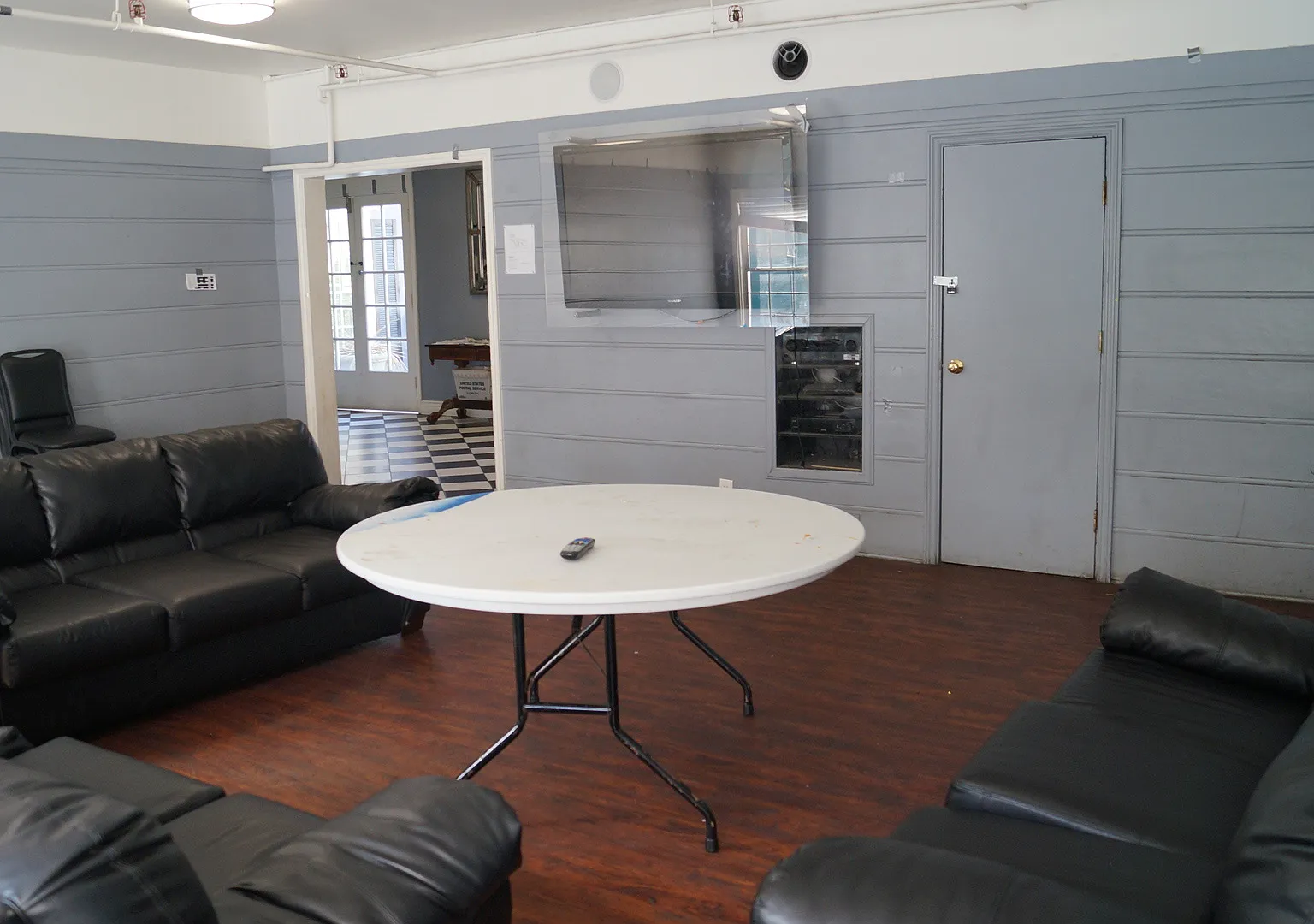 649 Gayley Ave — Photo 4