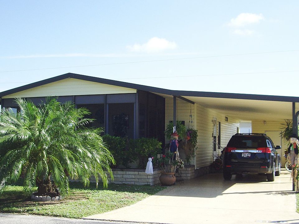 1st image of 3158 Running Deer Dr